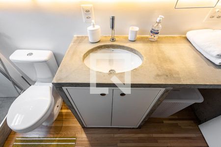Banheiro de apartamento para alugar com 1 quarto, 39m² em Bela Vista, São Paulo