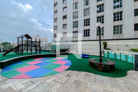 Apartamento à venda com 92m², 2 quartos e sem vagaÁrea comum