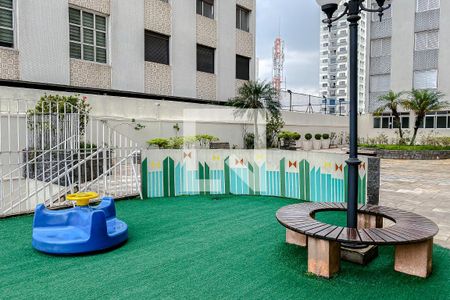 Apartamento à venda com 92m², 2 quartos e sem vagaÁrea comum