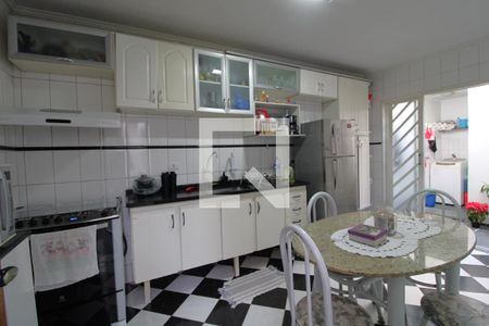 Casa para alugar com 147m², 3 quartos e 2 vagasCozinha