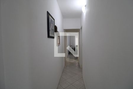 Casa para alugar com 147m², 3 quartos e 2 vagasCorredor