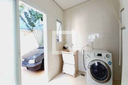 Casa de condomínio à venda com 350m², 3 quartos e 10 vagasÁrea de Serviço