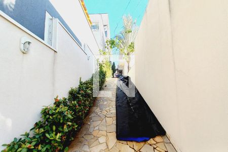 Casa de condomínio à venda com 350m², 3 quartos e 10 vagasCorredor 