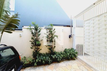 Vista da Sala de TV de casa de condomínio à venda com 3 quartos, 350m² em Swiss Park, Campinas