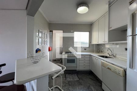 Apartamento à venda com 79m², 2 quartos e 2 vagasCozinha