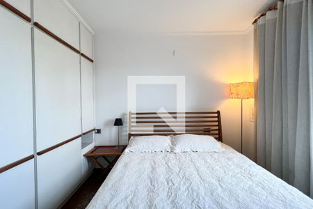 Apartamento à venda com 79m², 2 quartos e 2 vagasQuarto 2