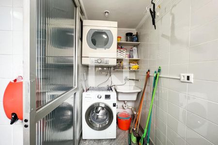 Apartamento à venda com 79m², 2 quartos e 2 vagasÁrea de Serviço