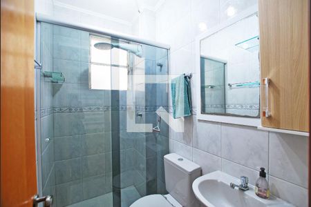 Banheiro de apartamento à venda com 1 quarto, 43m² em Santo Antônio, Porto Alegre