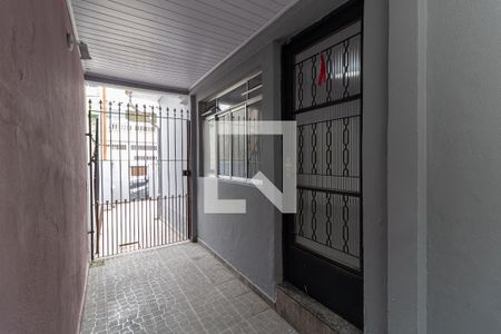 Casa à venda com 108m², 2 quartos e 1 vagaCorredor Lateral