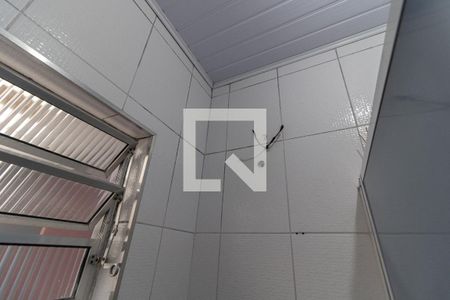 Casa à venda com 108m², 2 quartos e 1 vagaBanheiro da Casa 1