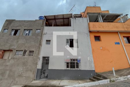 Casa à venda com 108m², 2 quartos e 1 vagaFachada 2