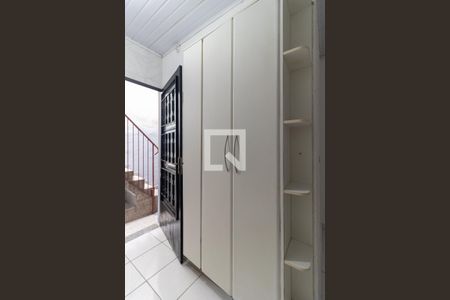 Casa à venda com 108m², 2 quartos e 1 vagaBanheiro da Casa 1