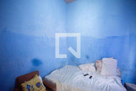 Sala/Quarto de casa à venda com 2 quartos, 250m² em Parque São Domingos, São Paulo