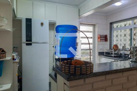 Casa à venda com 124m², 3 quartos e 2 vagas Casa à venda com 124m², 3 quartos e 2 vagasCozinha