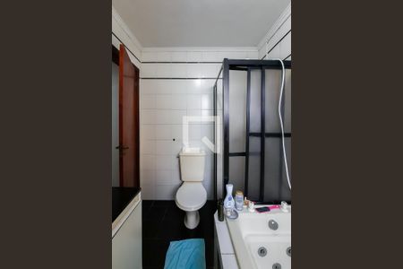 Casa à venda com 124m², 3 quartos e 2 vagas Casa à venda com 124m², 3 quartos e 2 vagasBanheiro da Suíte