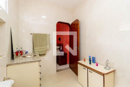 Casa à venda com 266m², 3 quartos e 3 vagasBanheiro - Suíte