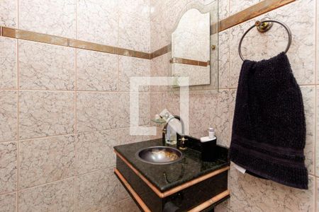 Casa à venda com 266m², 3 quartos e 3 vagasLavabo