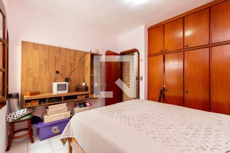 Casa à venda com 266m², 3 quartos e 3 vagasQuarto 3 - Suíte