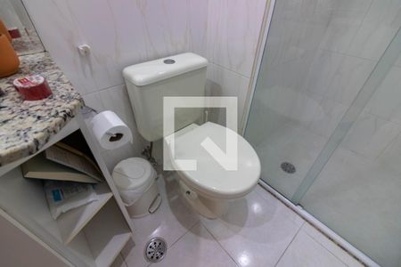 Apartamento à venda com 82m², 3 quartos e 2 vagasBanheiro 