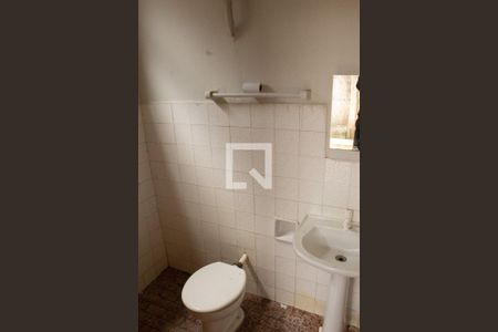 Banheiro de casa para alugar com 1 quarto, 42m² em Osvaldo Rezende, Uberlândia