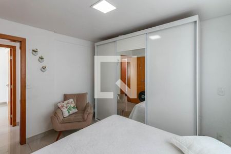 Quarto Suíte de apartamento à venda com 2 quartos, 169m² em Álvaro Camargos, Belo Horizonte