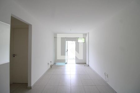 Sala de apartamento à venda com 2 quartos, 70m² em Freguesia de Jacarepaguá, Rio de Janeiro
