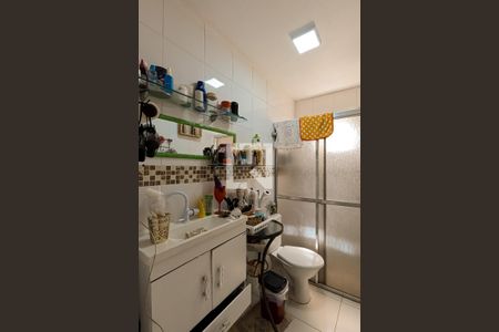 Apartamento à venda com 66m², 2 quartos e 1 vaga Apartamento à venda com 66m², 2 quartos e 1 vagaBanheiro