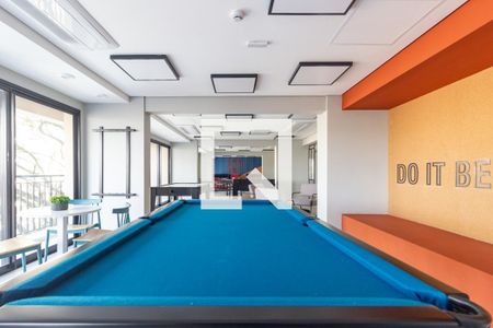 Apartamento para alugar com 32m², 1 quarto e 1 vaga Apartamento para alugar com 32m², 1 quarto e 1 vagaSala de Jogos