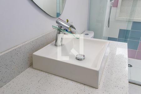 Apartamento à venda com 109m², 3 quartos e 2 vagasDetalhe do Banheiro Americano Quartos 1 e 2