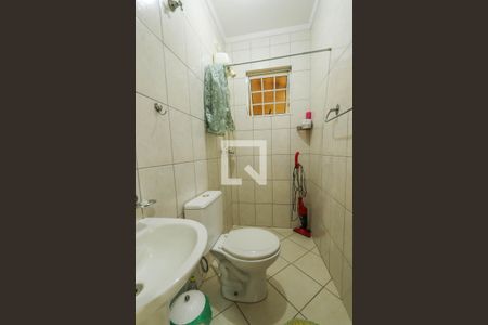 Casa à venda com 127m², 4 quartos e 4 vagasBanheiro Social