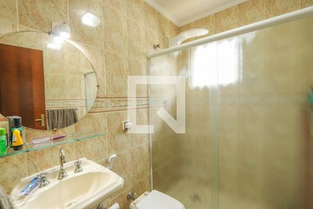 Casa à venda com 127m², 4 quartos e 4 vagasBanheiro - Suíte 3