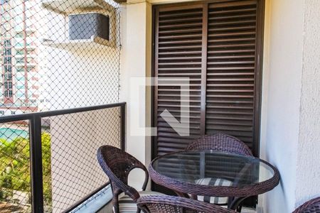 Sacada de apartamento para alugar com 2 quartos, 70m² em Balneario Guarujá, Guarujá
