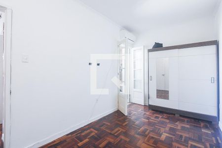 Quarto de apartamento à venda com 1 quarto, 49m² em Navegantes, Porto Alegre
