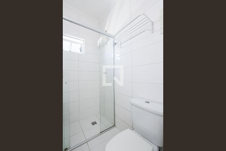 Banheiro de apartamento à venda com 1 quarto, 49m² em Navegantes, Porto Alegre
