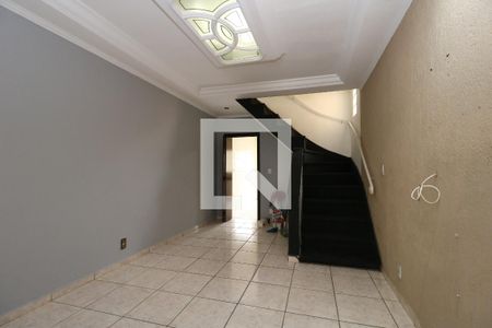 Sala de casa para alugar com 2 quartos, 58m² em Vila Santa Teresa, Santo André