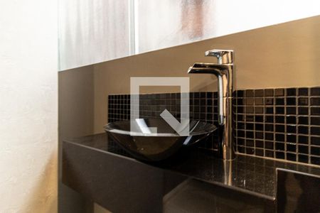 Apartamento à venda com 103m², 2 quartos e 1 vagaLavabo - Torneira