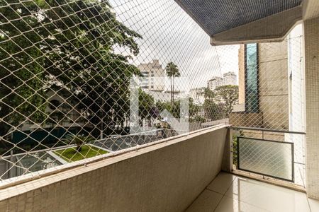 Apartamento à venda com 103m², 2 quartos e 1 vagaVaranda
