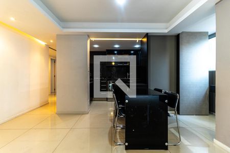 Apartamento à venda com 103m², 2 quartos e 1 vagaSala