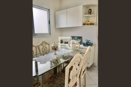 Apartamento à venda com 215m², 4 quartos e 3 vagas