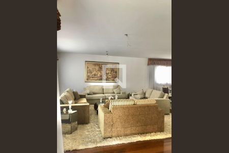 Apartamento à venda com 215m², 4 quartos e 3 vagas