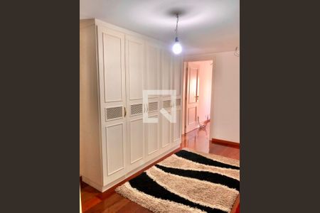Apartamento à venda com 215m², 4 quartos e 3 vagas