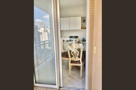 Apartamento à venda com 215m², 4 quartos e 3 vagas