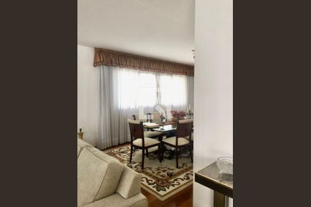 Apartamento à venda com 215m², 4 quartos e 3 vagas