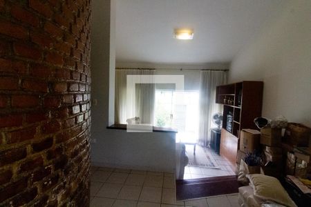 Sala de casa à venda com 4 quartos, 250m² em Ferreira, São Paulo