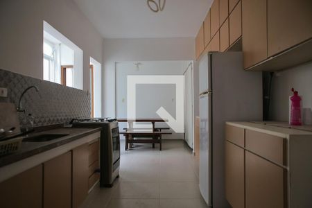 Apartamento para alugar com 100m², 2 quartos e 1 vaga Apartamento para alugar com 100m², 2 quartos e 1 vagaCozinha