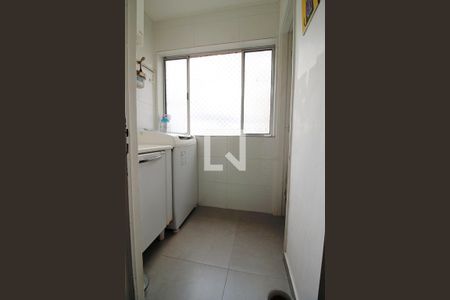 Apartamento para alugar com 65m², 2 quartos e 1 vagaÁrea de Serviço