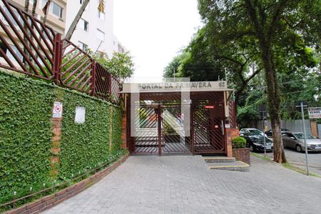 Apartamento para alugar com 65m², 2 quartos e 1 vagaFachada e portaria