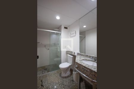 Banheiro de apartamento para alugar com 1 quarto, 31m² em Vila Osasco, Osasco