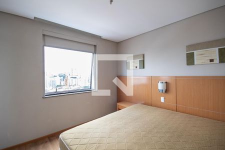 Quarto de apartamento para alugar com 1 quarto, 31m² em Vila Osasco, Osasco
