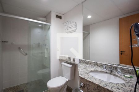 Banheiro de apartamento para alugar com 1 quarto, 31m² em Vila Osasco, Osasco